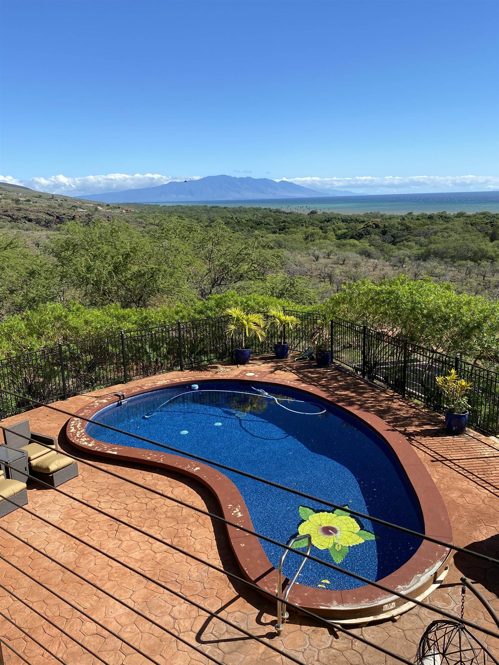170 Ulua Road Kaunakakai, HI 96748 - Photo 25 of 38 a view of an outdoor sitting area with swimming pool
