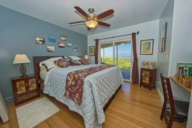 $1,350,000 | 170 Ulua Road, Kaunakakai, HI 96748