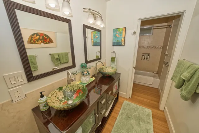 $1,350,000 | 170 Ulua Road, Kaunakakai, HI 96748