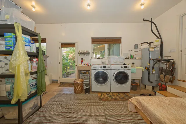 $1,350,000 | 170 Ulua Road, Kaunakakai, HI 96748