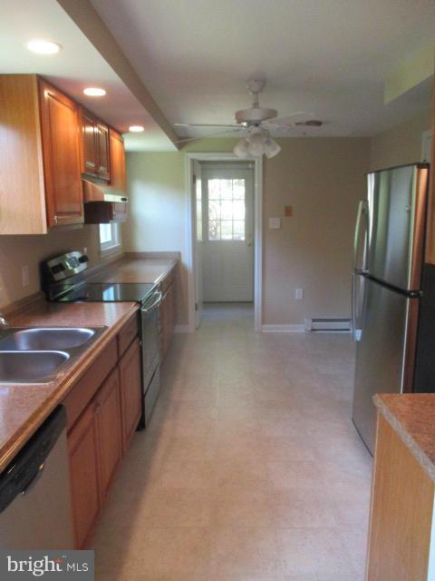 75 Martin Road Conowingo, MD 21918 - Photo 11 of 23 Kitchen