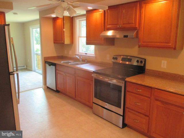 75 Martin Road Conowingo, MD 21918 - Photo 14 of 23 Kitchen
