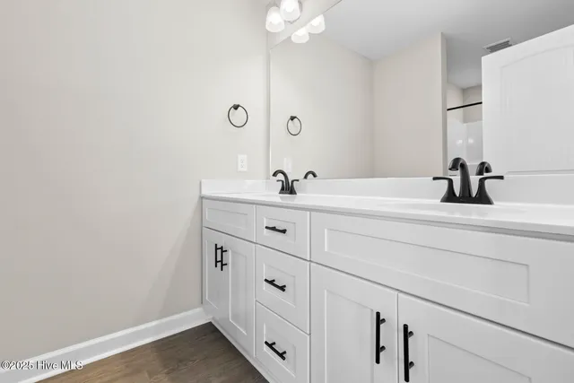 $325,000 | 1244 Old Maplehurst Road, Jacksonville, NC 28540