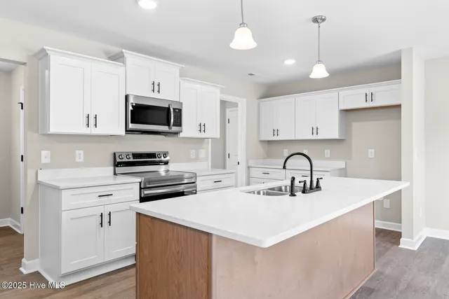 $325,000 | 1244 Old Maplehurst Road, Jacksonville, NC 28540