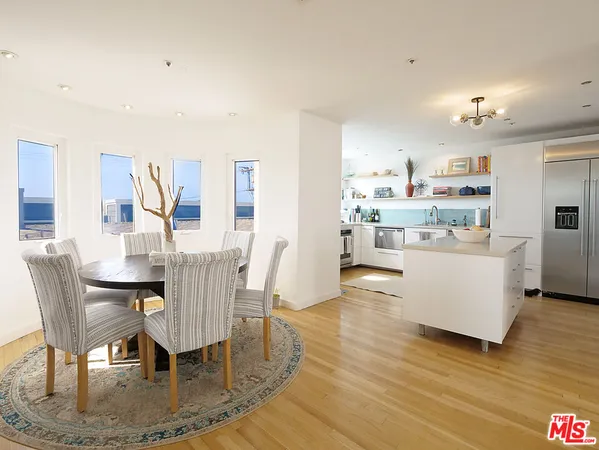 $3,499,000 | 323 31st Street, Manhattan Beach, CA 90266