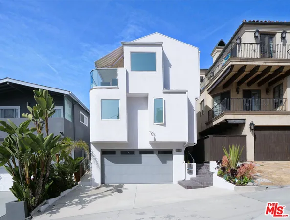 $3,499,000 | 323 31st Street, Manhattan Beach, CA 90266