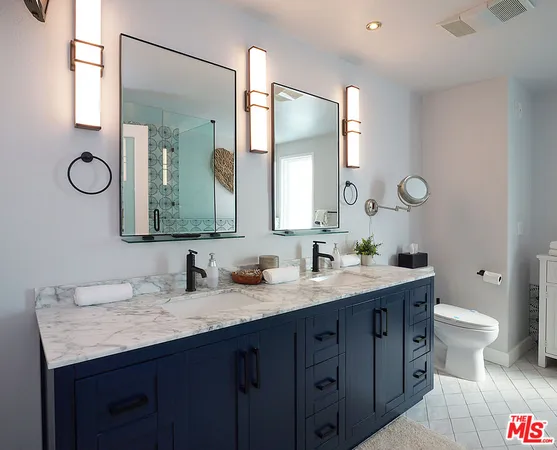 $3,499,000 | 323 31st Street, Manhattan Beach, CA 90266