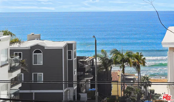 $3,499,000 | 323 31st Street, Manhattan Beach, CA 90266