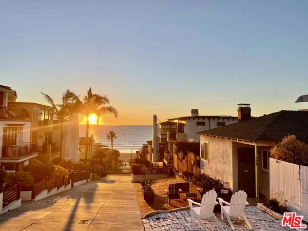 $3,499,000 | 323 31st Street, Manhattan Beach, CA 90266