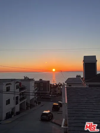 $3,499,000 | 323 31st Street, Manhattan Beach, CA 90266
