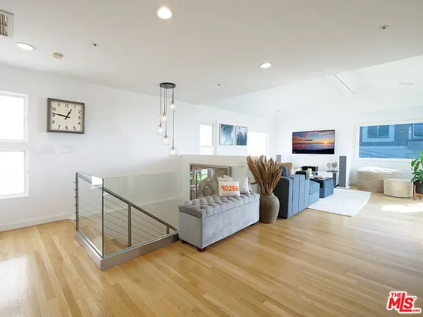 $3,499,000 | 323 31st Street, Manhattan Beach, CA 90266