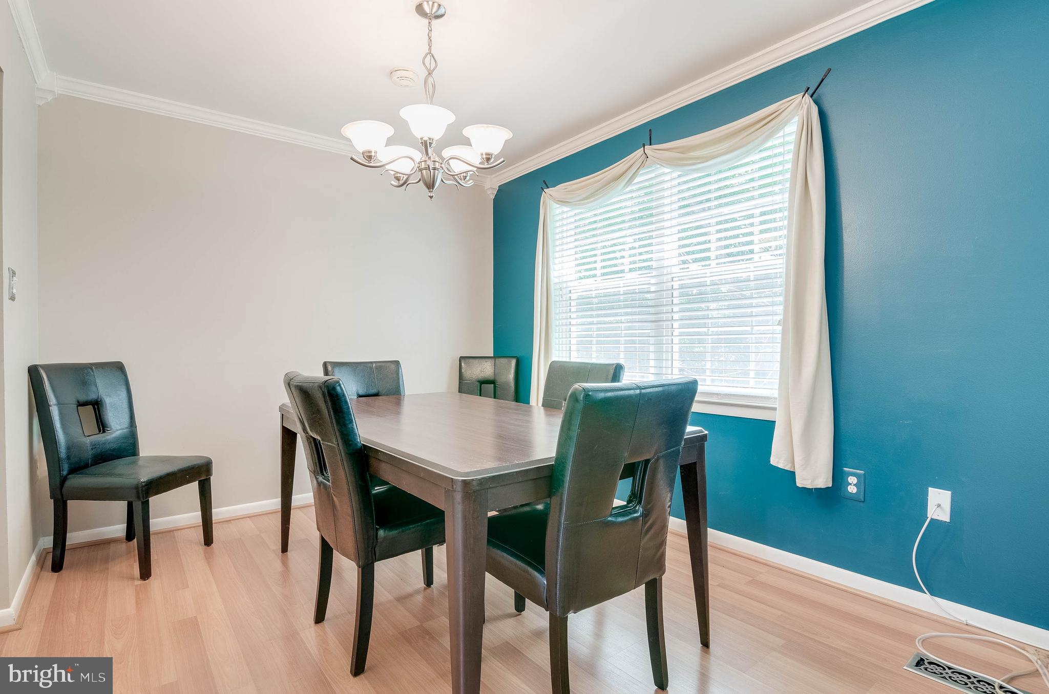 2265 Gunsmith Square Reston, VA 20191 - Photo 7 of 42 Dining Room