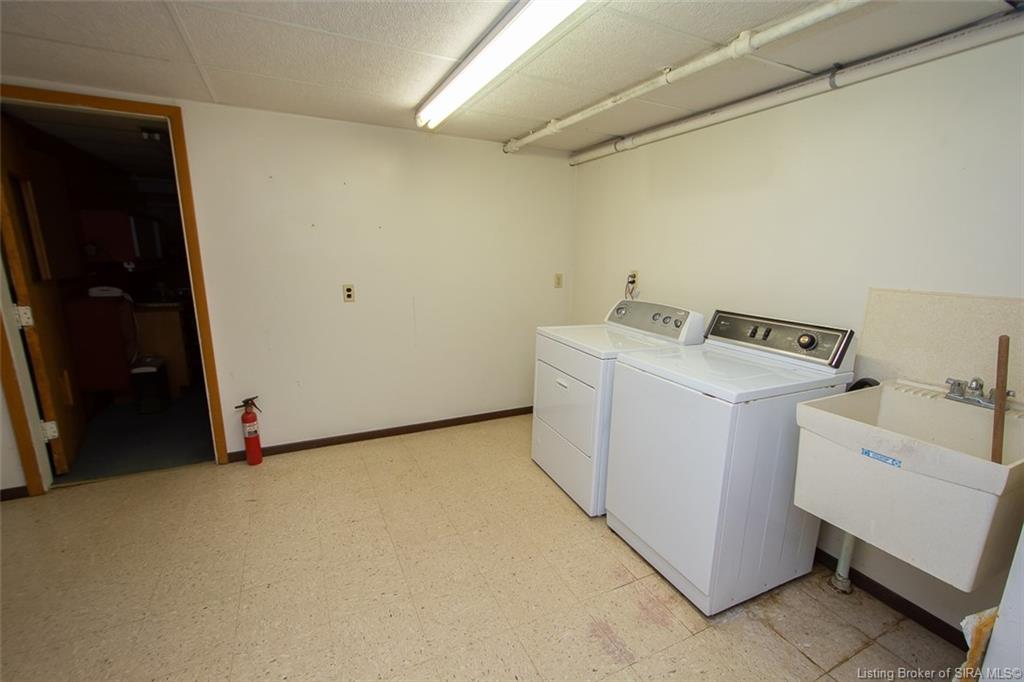 1414 Slate Run Road New Albany, IN 47150 - Photo 32 of 39 Gallery Image 32