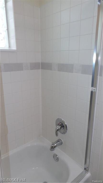 11166 Unity Drive Warren, MI 48089 - Photo 23 of 27