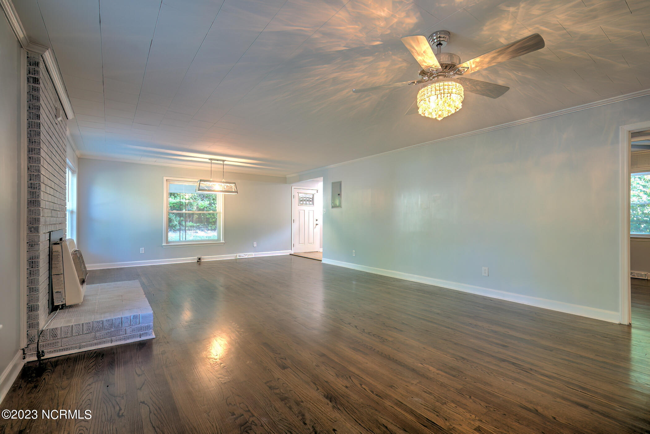 121 South Stewart Street Rockingham, NC 28379 - Photo 4 of 23 Living Area