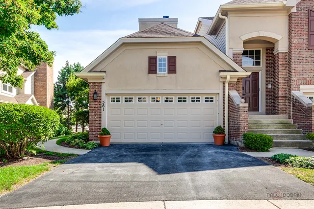 $396,000 | 561 Saddlebrook Lane, Vernon Hills, IL 60061