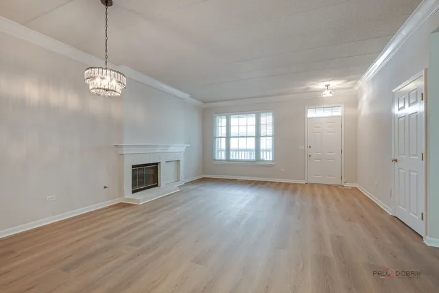 $396,000 | 561 Saddlebrook Lane, Vernon Hills, IL 60061