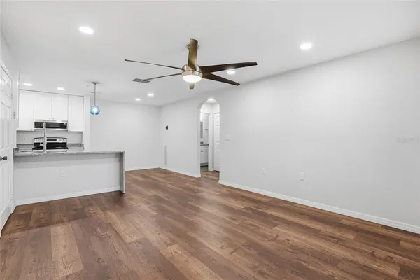 $1,640 | 8809 Manor Loop, Unit 106, Lakewood Ranch, FL 34202