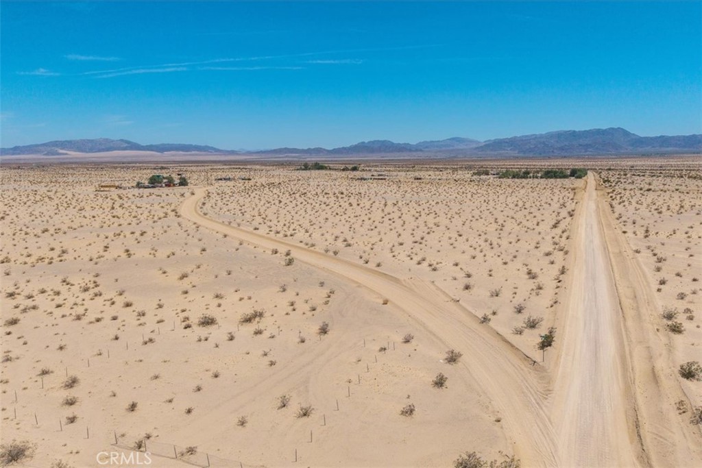 82935 Maya Rada Twentynine Palms, CA 92277 - Photo 8 of 31