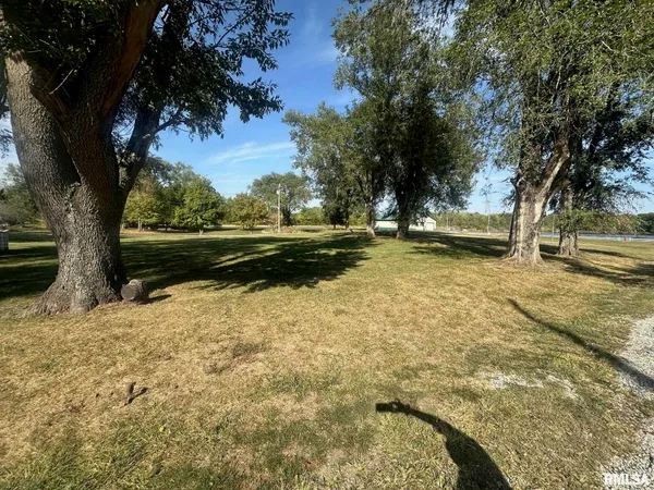 $66,000 | 108 Mason Street, Tovey, IL 62570