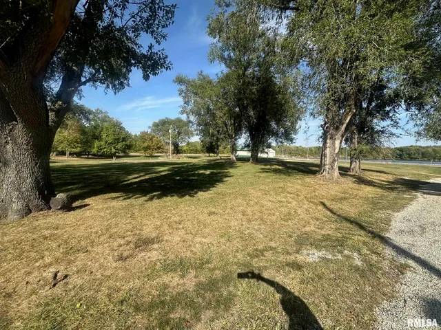 $66,000 | 108 Mason Street, Tovey, IL 62570