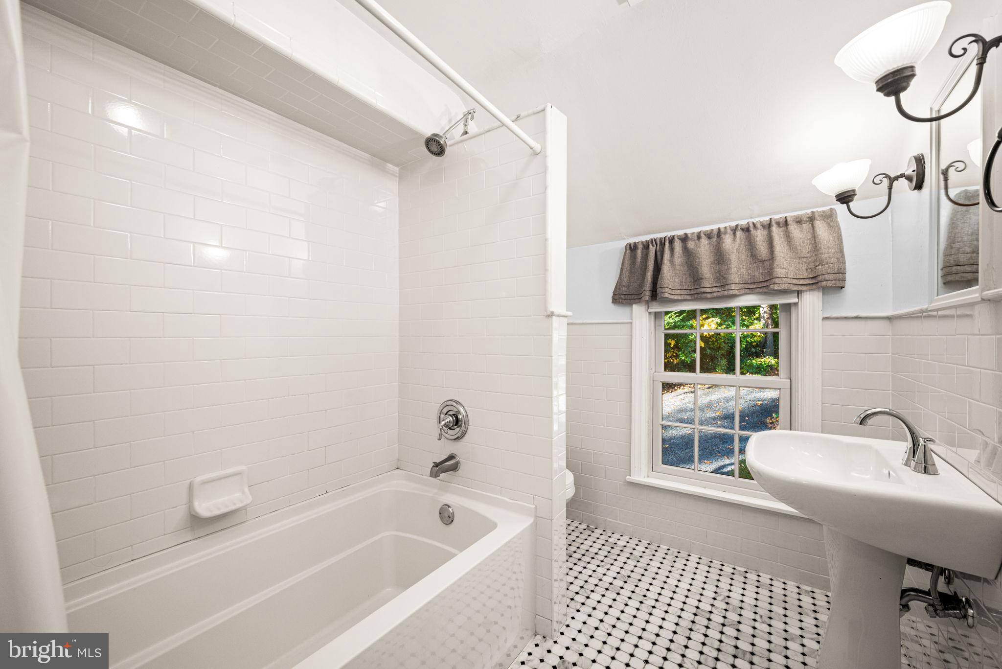 810 Crum Creek Road Media, PA 19063 - Photo 17 of 58 Hall bath totally updated