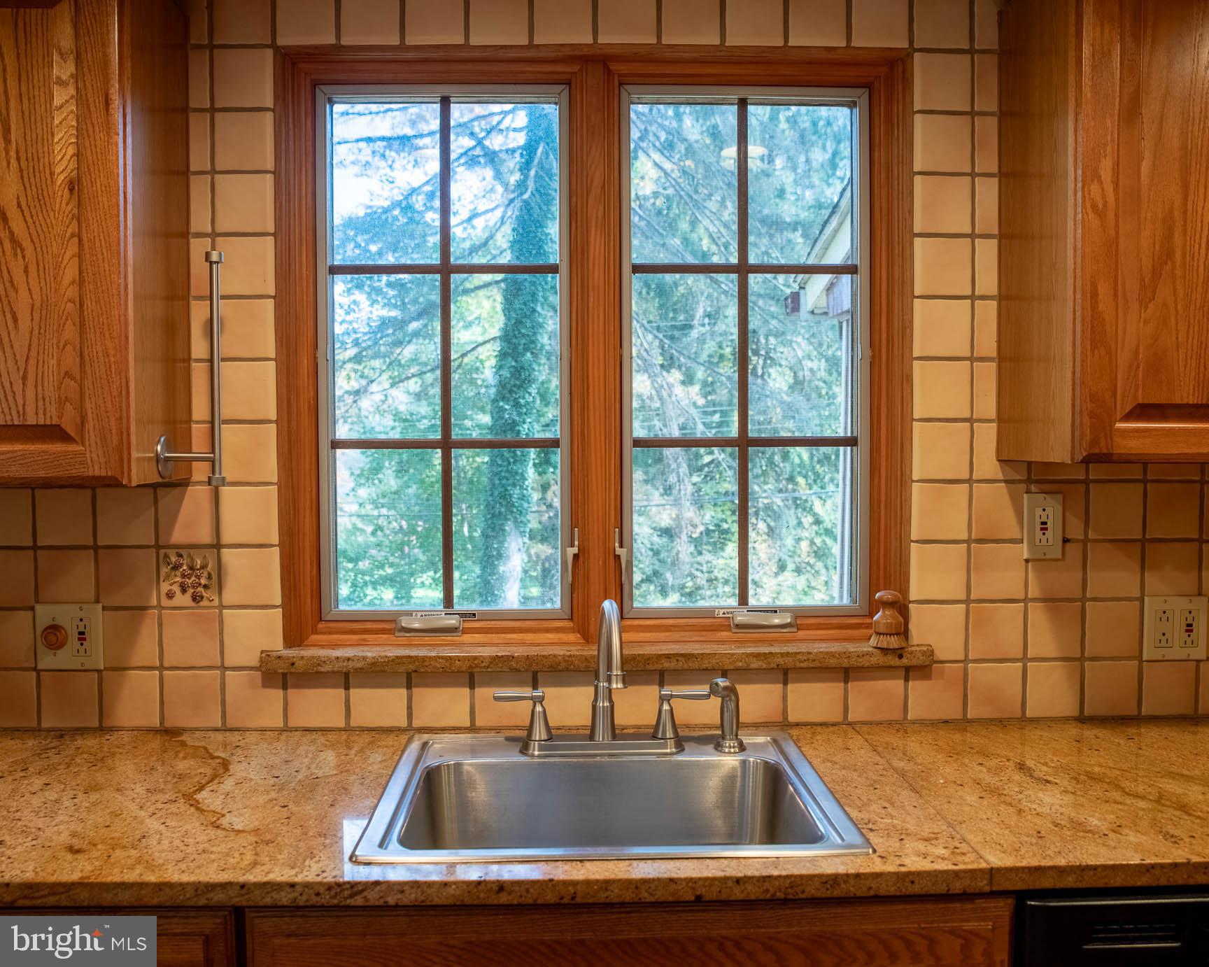 810 Crum Creek Road Media, PA 19063 - Photo 5 of 58 Sink overlooks front yard