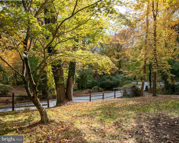 $475,000 | 810 Crum Creek Road, Media, PA 19063