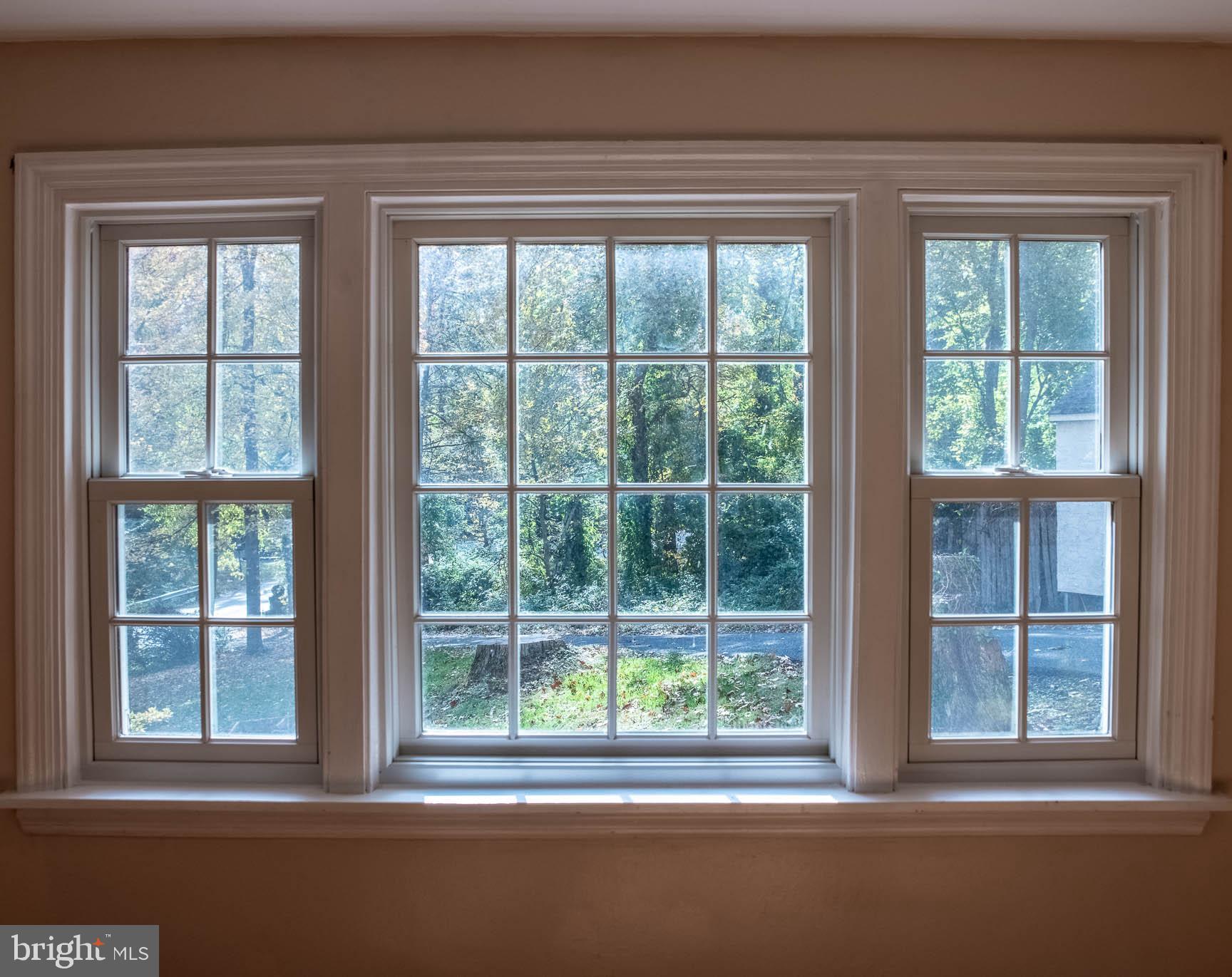 810 Crum Creek Road Media, PA 19063 - Photo 8 of 58 Bay window views in living room