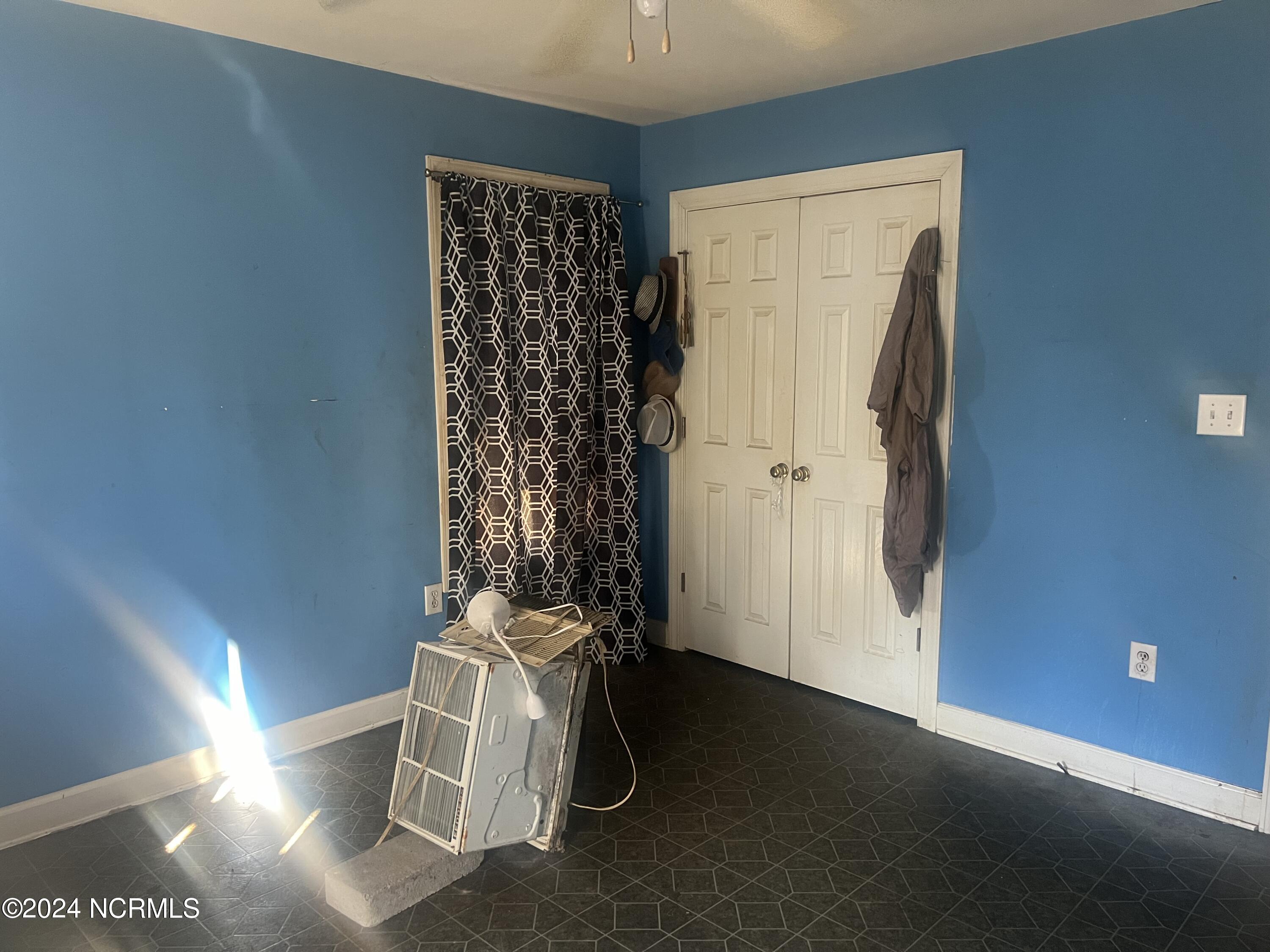 2772 Silo Road Kinston, NC 28501 - Photo 13 of 26 IMG_9276