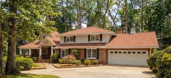 $974,500 | 2686 Parkview Drive Northeast, Atlanta, GA 30345