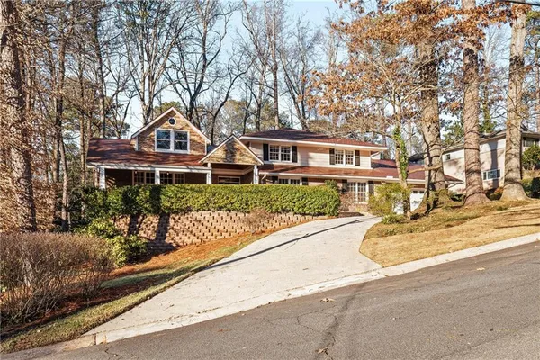 $965,000 | 2686 Parkview Drive Northeast, Atlanta, GA 30345