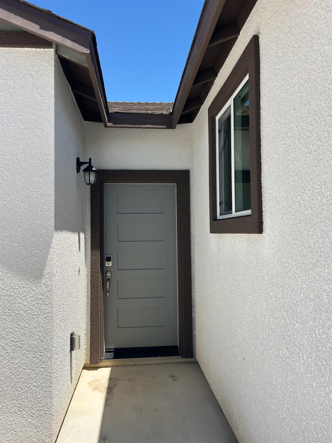 929 West 6th Street, Unit 2 Merced, CA 95341 - Photo 6 of 7