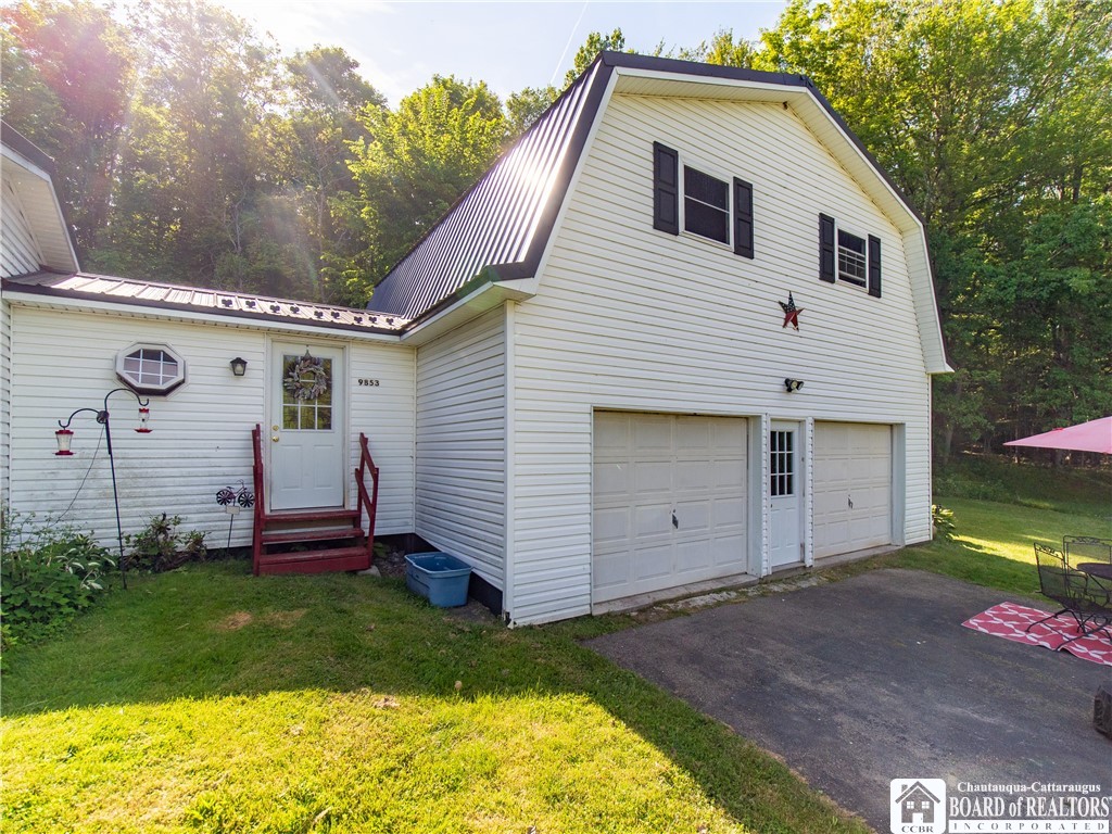 9853 Livermore Road Arkwright, NY 14063 - Photo 3 of 34