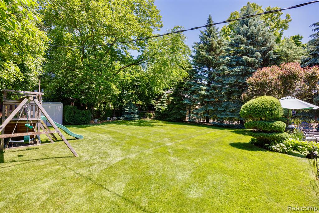 1020 Yorkshire Road Grosse Pointe Park, MI 48230 - Photo 58 of 83