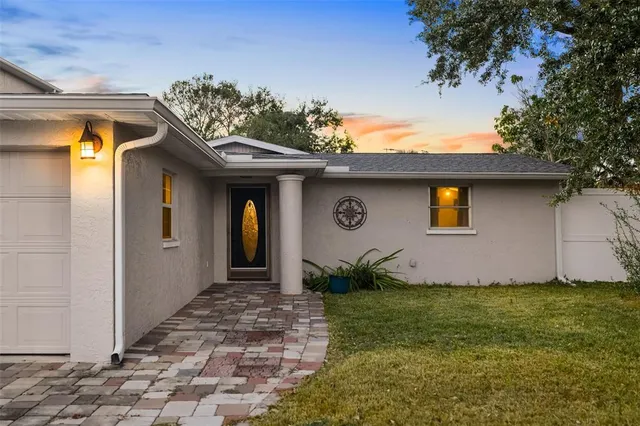 $499,500 | 410 Pameto Road, Nokomis, FL 34275