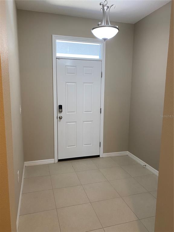 8642 Falling Blue Place Riverview, FL 33578 - Photo 3 of 26