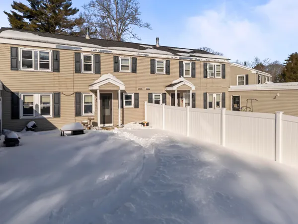 $365,000 | 7 Krampf Circle, Brunswick, ME 04011