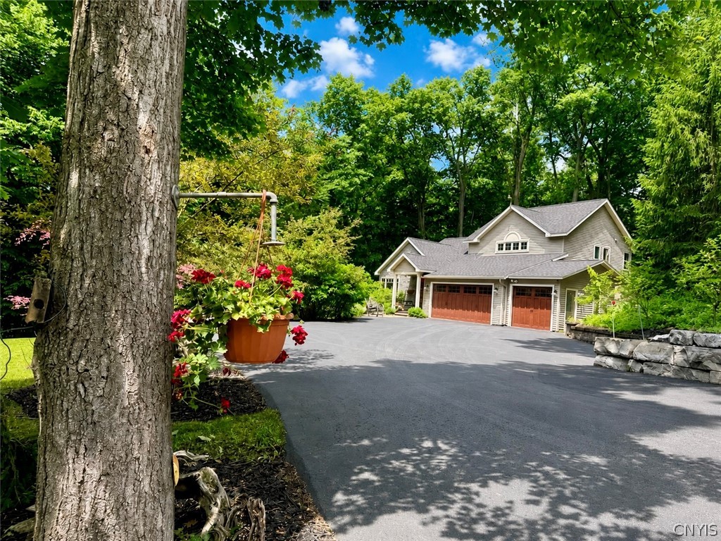 8969 Bethel Road Pompey, NY 13035 - Photo 3 of 50