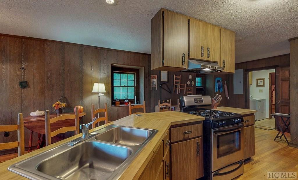 117 Cold Mountain Road Highlands, NC 28741 - Photo 8 of 15 Gallery Image 8