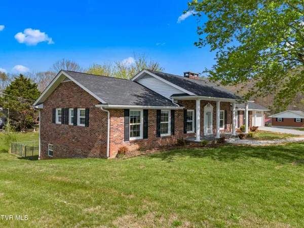 $379,900 | 168 Jones Road, Sneedville, TN 37869