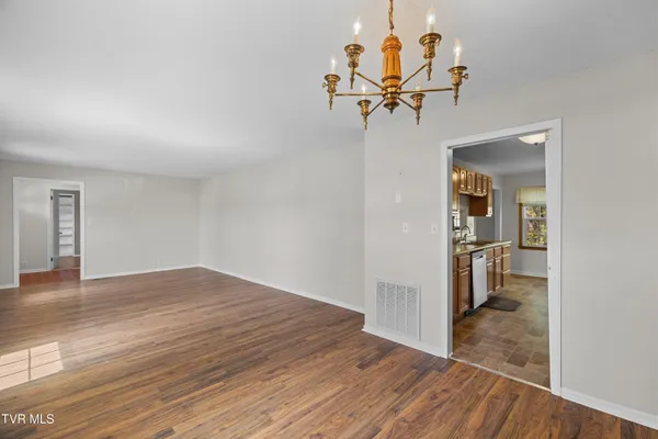 $379,900 | 168 Jones Road, Sneedville, TN 37869