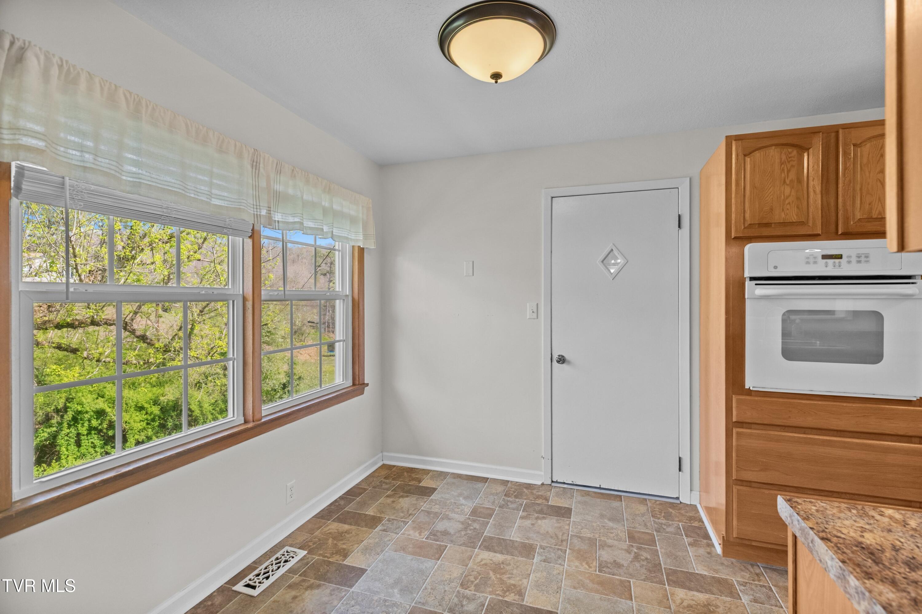 168 Jones Road Sneedville, TN 37869 - Photo 22 of 44 014-168JonesRoad-Sneedville-TN-37869-SMA