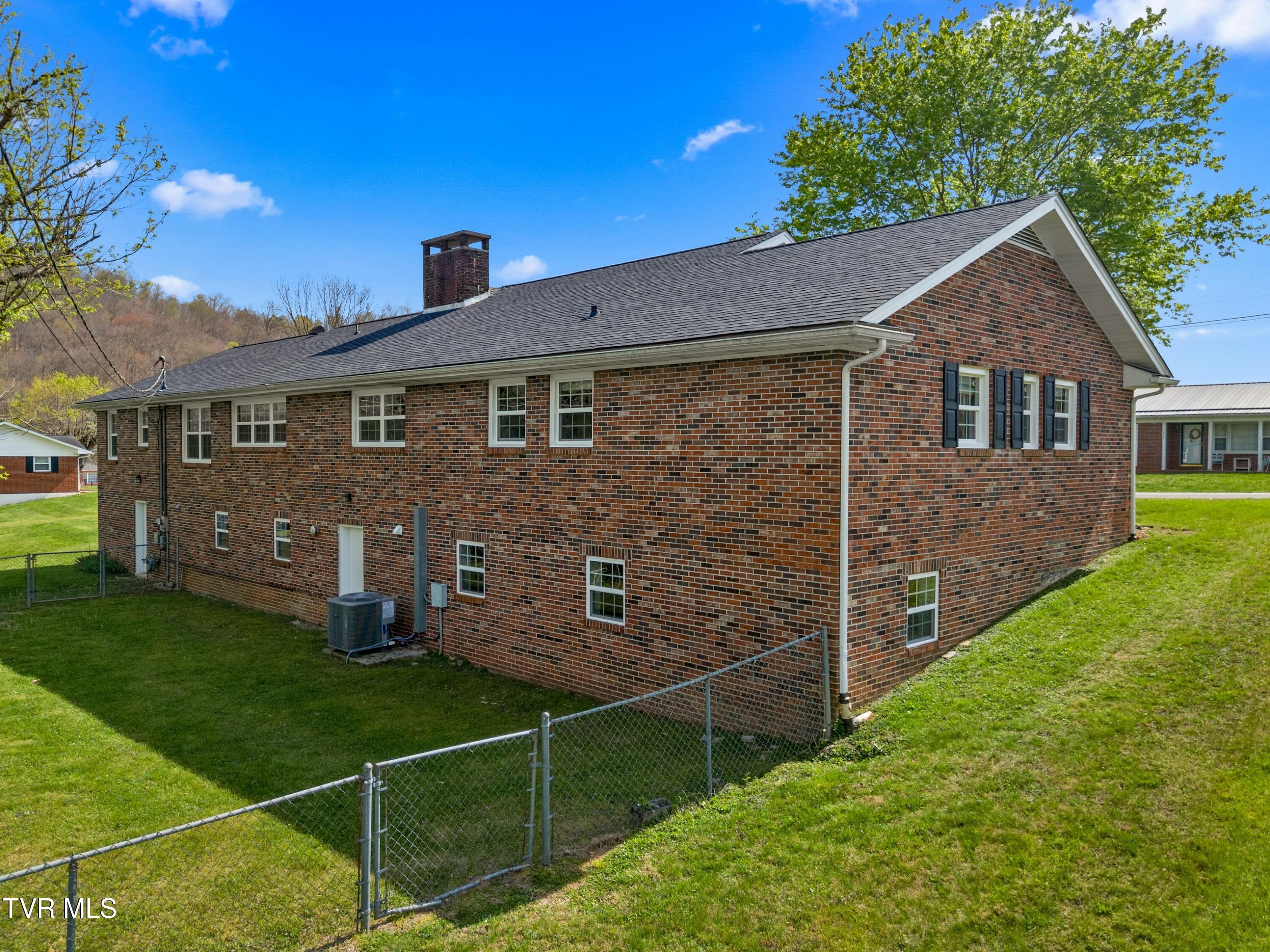 168 Jones Road Sneedville, TN 37869 - Photo 30 of 44 005-168JonesRoad-Sneedville-TN-37869-SMA