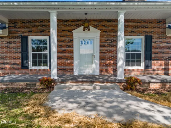 $379,900 | 168 Jones Road, Sneedville, TN 37869