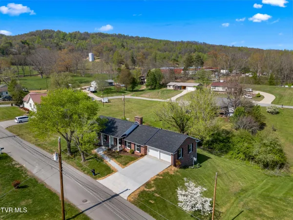 $379,900 | 168 Jones Road, Sneedville, TN 37869