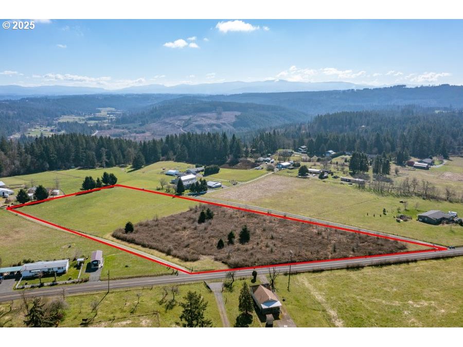 South Ridge Road Oregon City, OR 97045 - Photo 6 of 8 a view of swimming pool with a yard and mountain view