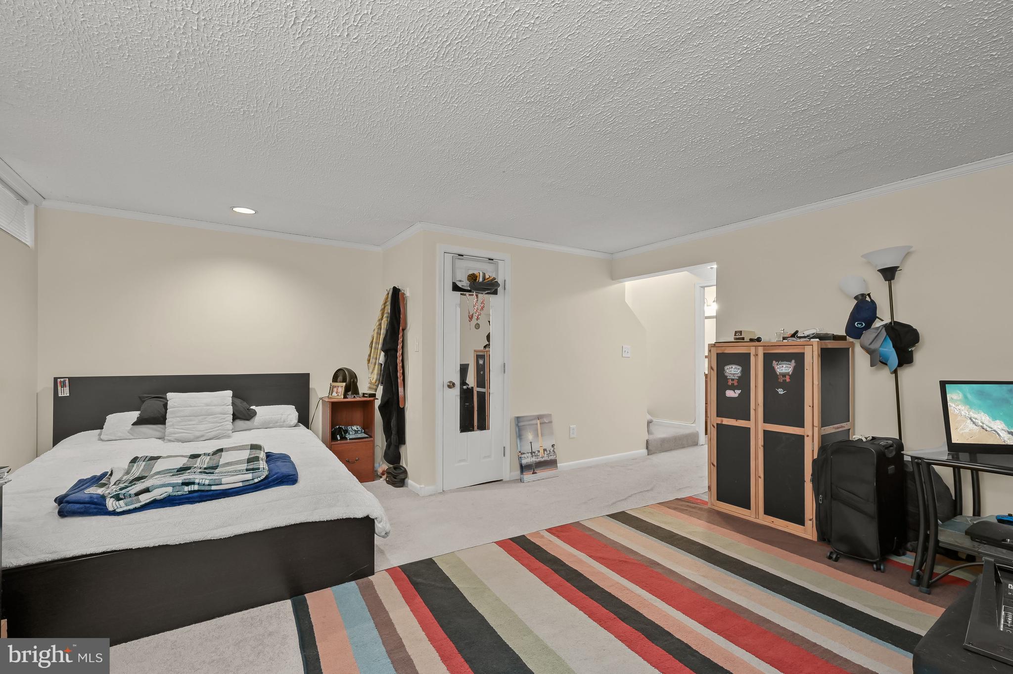 6336 Greenfield Road Elkridge, MD 21075 - Photo 20 of 34 Family Room