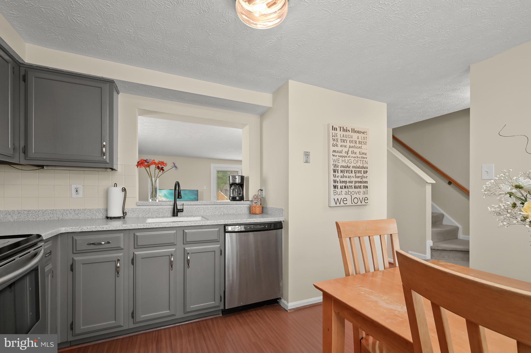 6336 Greenfield Road Elkridge, MD 21075 - Photo 10 of 34 Eat-In Kitchen