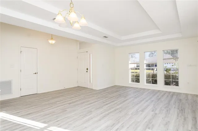 $400,000 | 1529 Lake Villa Drive, Tavares, FL 32778